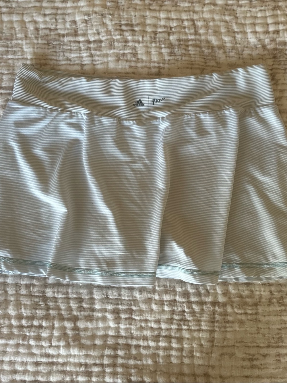 ADIDAS - Picture 4 of 6